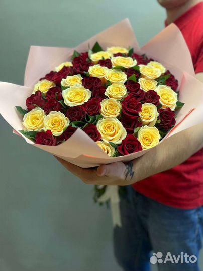 Роза букеты 51 розы. Доставка цветов