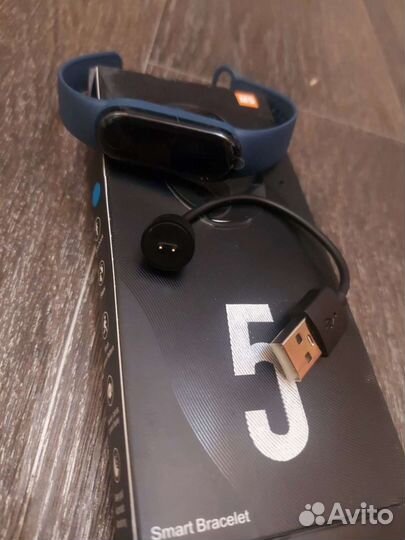 Смарт браслет