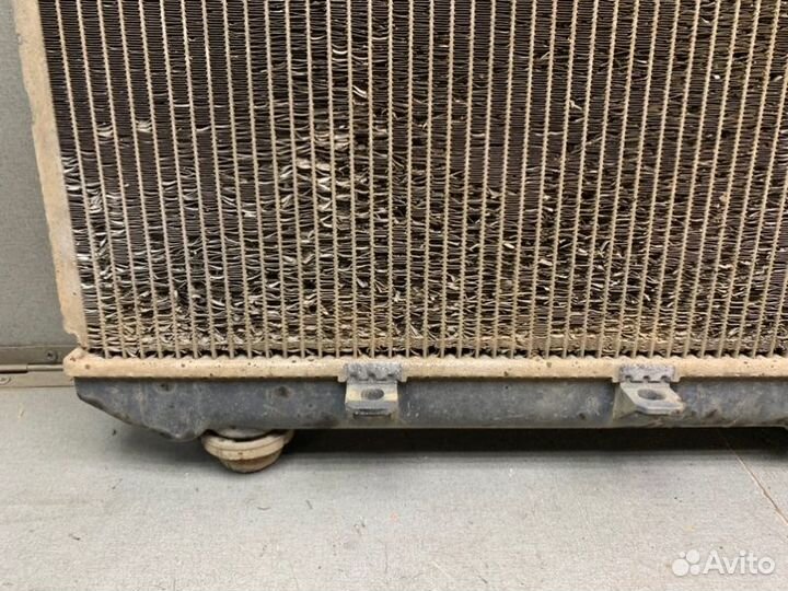 Радиатор охлаждения двигателя Mazda Premacy