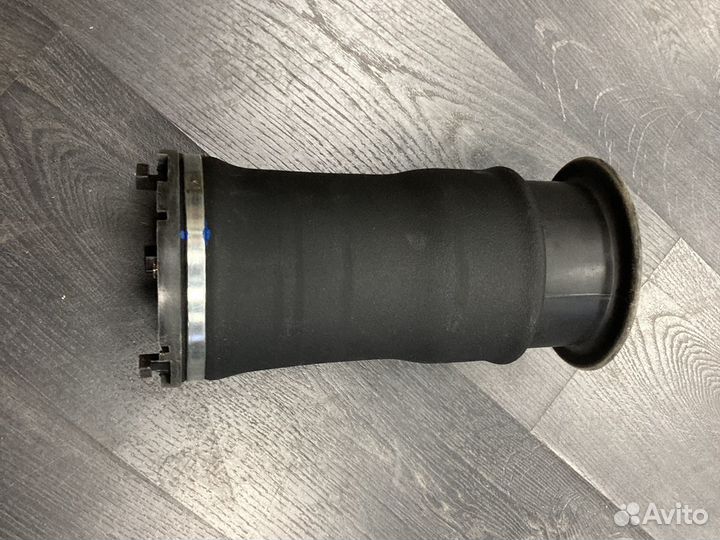 Задняя пневмоподушка Hummer H2