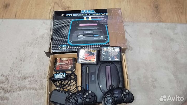 Игровая приставка sega
