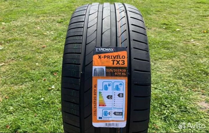 Tracmax X-Privilo TX3 235/55 R17 103W