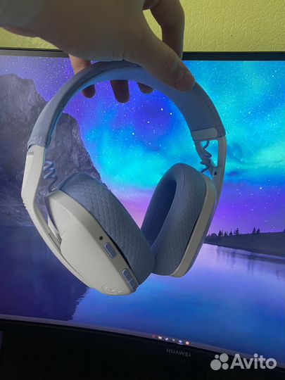 Беспроводные наушники Logitech G435