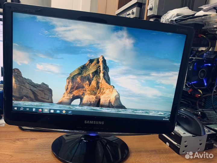 Монитор 19 дюймов Samsung SyncMaster B1930N