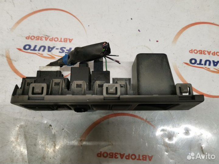 Блок управления зеркалами Nissan Note 1.4 CR14DE