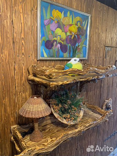 Полочка настенная деревянная