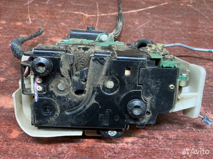 Правый передний замок фольксваген пассат б5