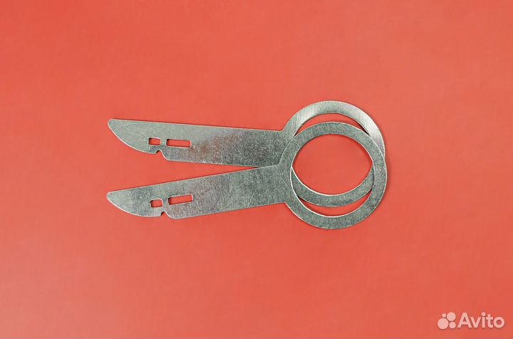 Съемник для магнитол D4