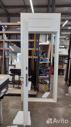 Дверь входная металлическая уличная новая