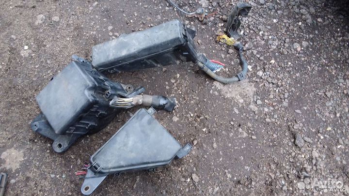 Блок предохранителей реле Lexus Ls430 Celsior