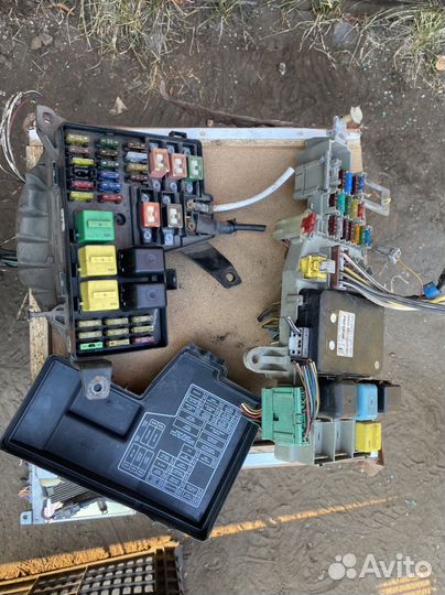 Монтажный блок предохранителей реле Accord 5 V