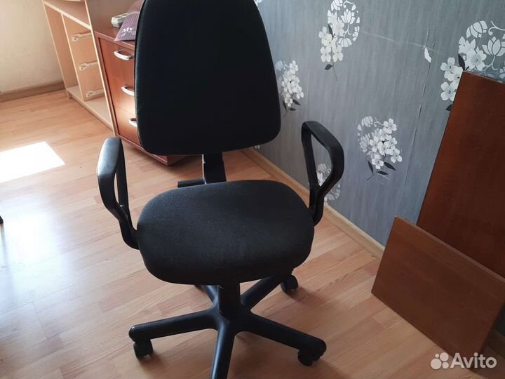 Компьютерное кресло бу