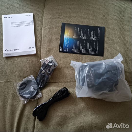 Компактный фотоаппарат sony DSC -H100