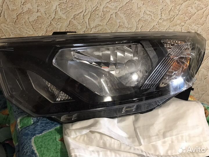 Оригинальная фара Гранта FL