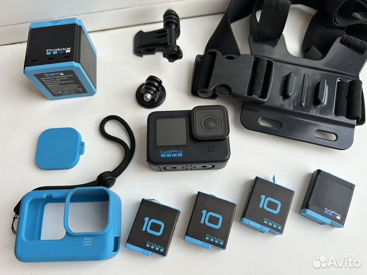 Камера GoPro Hero 10 black + комплект