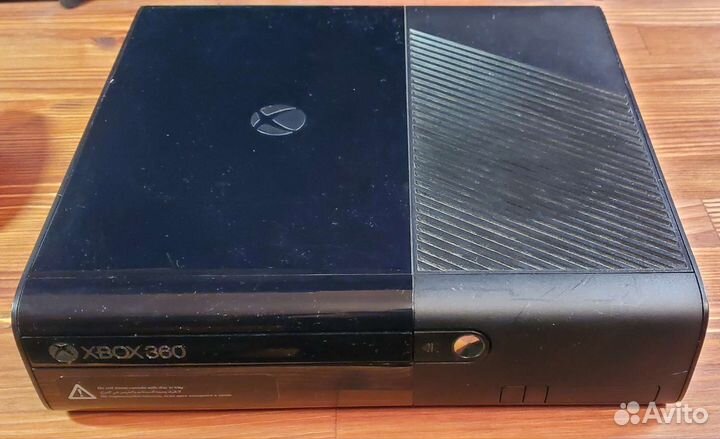 Xbox 360 E 500gb