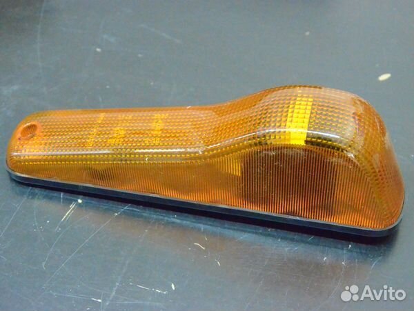 Повторитель Поворотника isuzu giga Левый оригинал