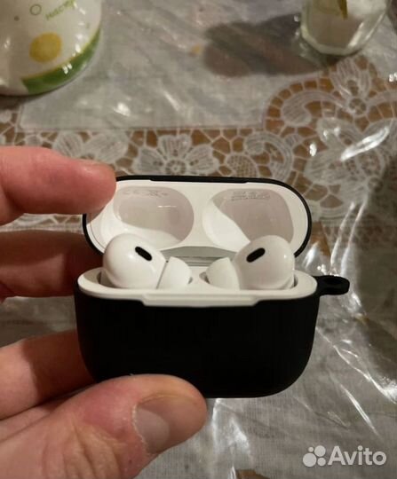 Беспроводные наушники apple airpods