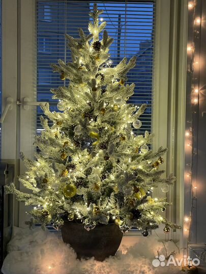 Елка новогодняя искуственная в горшке
