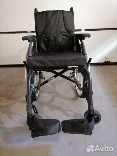 Инвалидная коляска