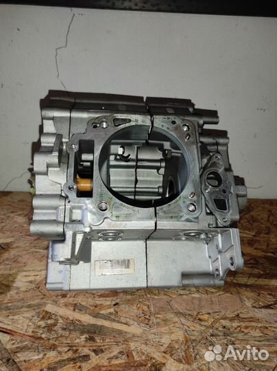 Двигатель от снегохода BRP V-1000 в разборе