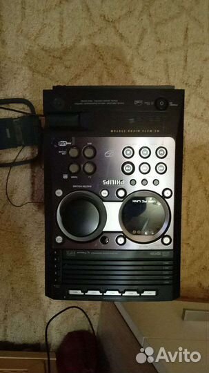 Музыкальный центр philips