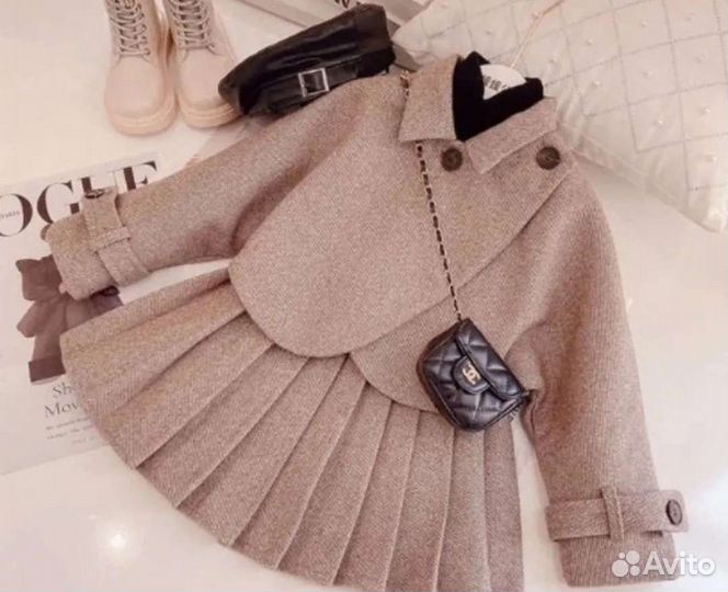 Костюмчики на девочку в наличии. 90-140