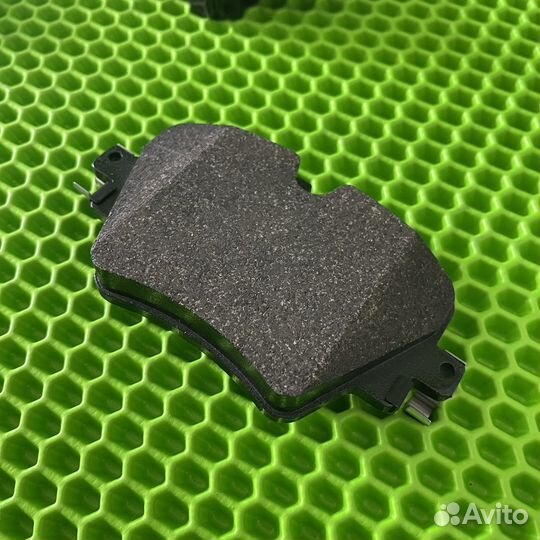 Передние тормозные колодки BMW G20 G30 G01 G02