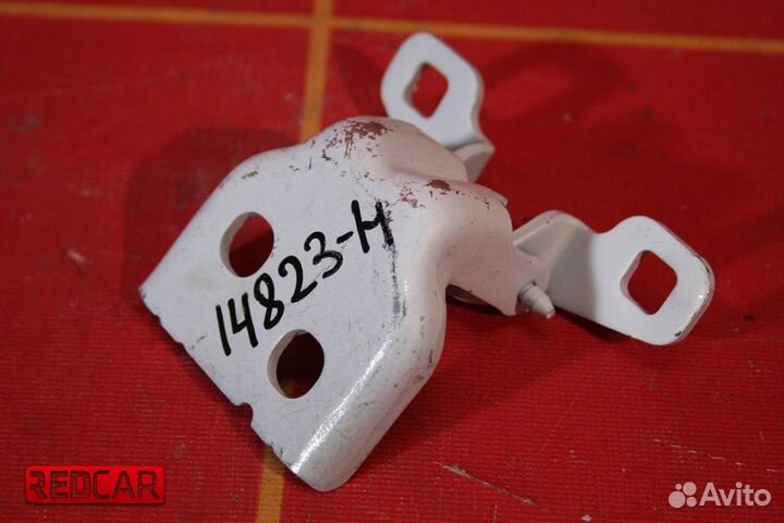 Петля двери передней лев верх Renault Duster (12-1