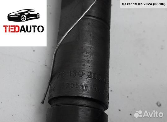 Форсунка топливная, Volkswagen Golf-4 1999