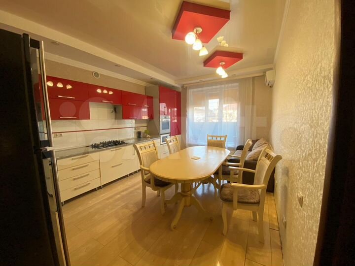 Дом 260 м² на участке 6 сот.