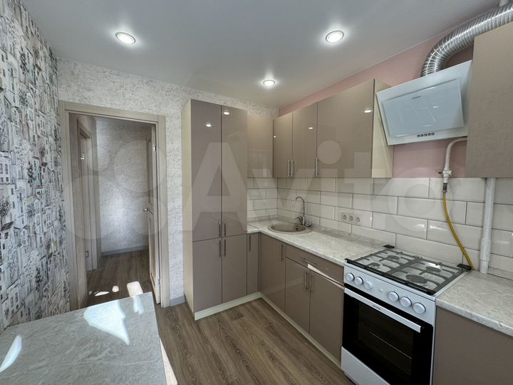 2-к. квартира, 51,9 м², 4/9 эт.