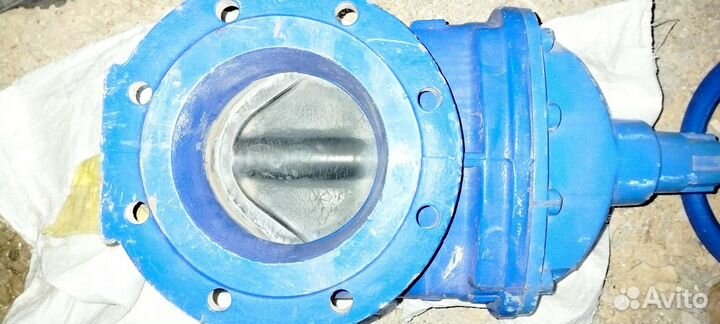 Задвижки ду200, ду150