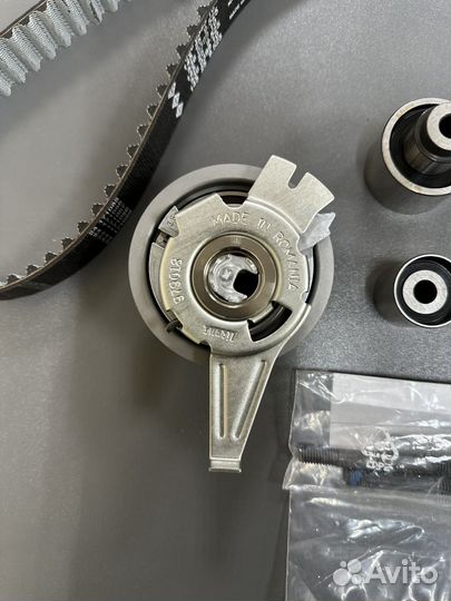 Комплект грм с помпой INA для Volkswagen Man