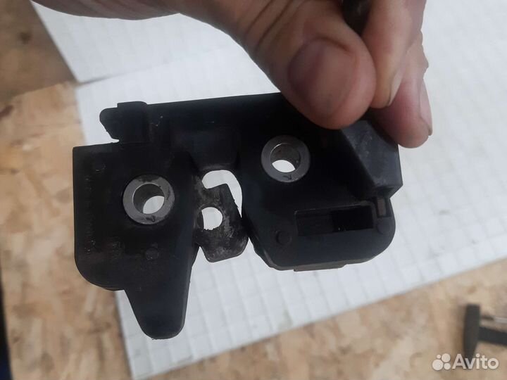 Замок багажника ford fusion fiesta mk5