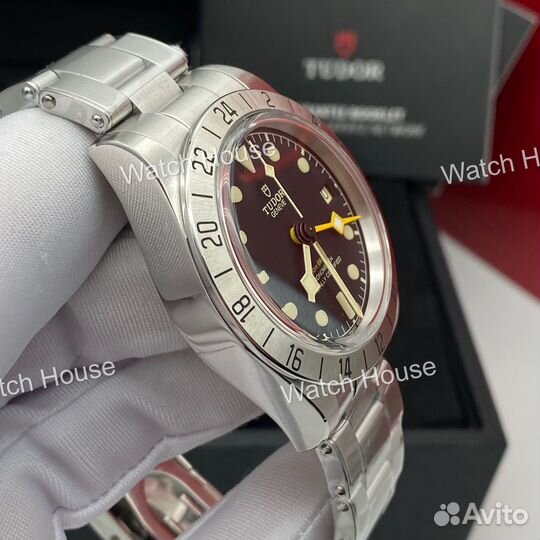 Мужские часы Tudor Heritage Black Bay Pro GMT 39mm