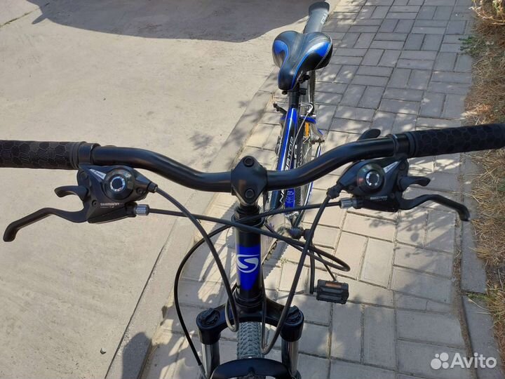 Скоростной, горный велосипед Stels Navigator 550V