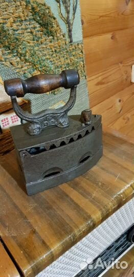 Утюг угольный