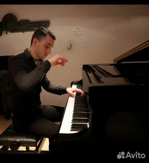 Преподаватель по фортепиано