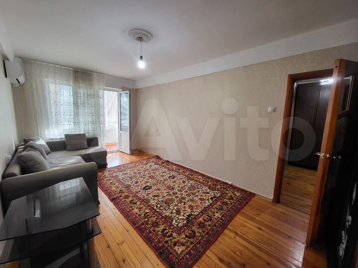 1-к. квартира, 40 м², 4/10 эт.