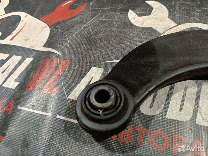 Рычаги поперечные серпы задние Ford Focus 1 MK1