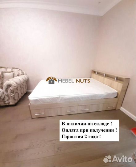 Кровать