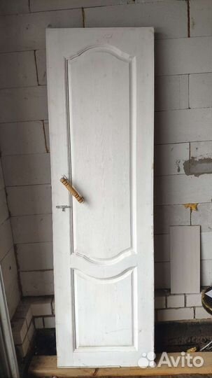 Дверь деревянная