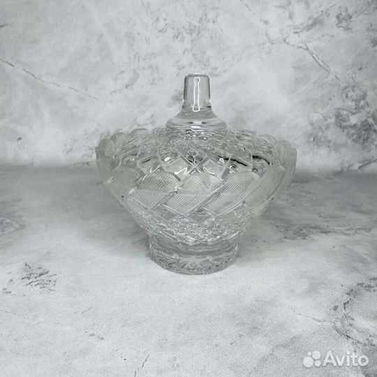 Ваза конфетница с крышкой хрусталь