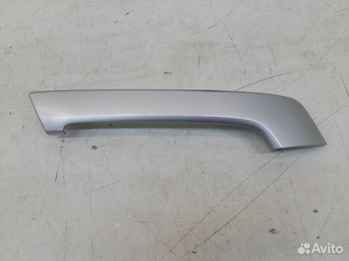 Накладка ручки внутренней задняя левая Toyota Land