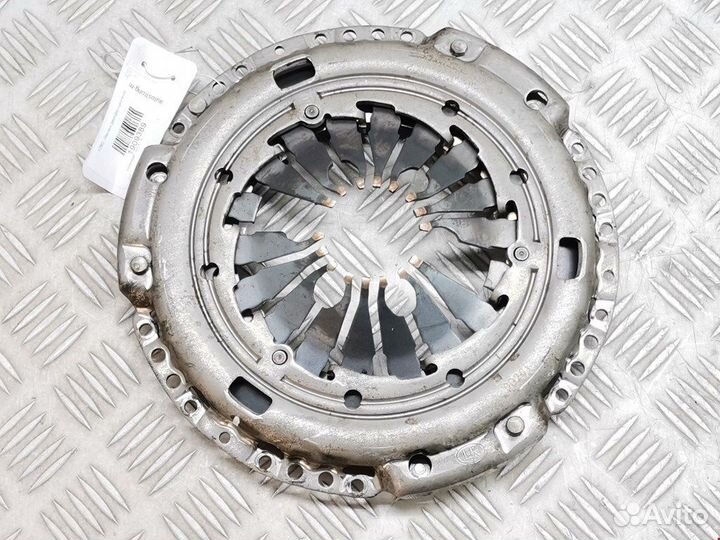 Маховик (демпфер сцепления) для Volkswagen Golf 4