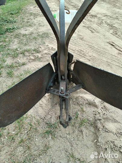 Конный окучник