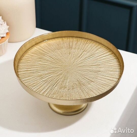 Блюдо сервировочное для торта «Кувшинка», d21 см