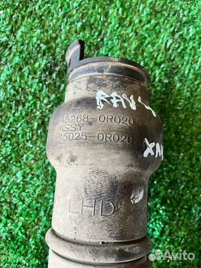 Пыльник рулевой колонки Toyota Rav4 xa40 xa45
