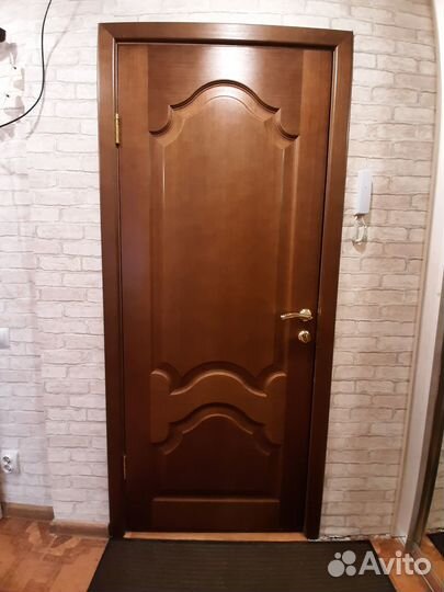 Дверь деревянная бу